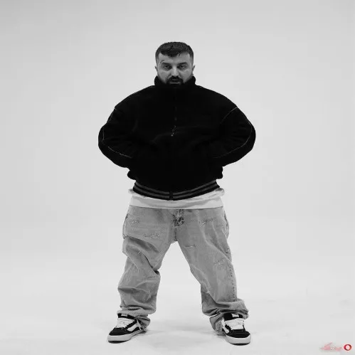 دانلود آهنگ رو صورتم نرو ماده چکیده حاجی وا بشه مکه پاتو (ریمیکس) گاد پوری  طولانی یکجا پشت سر هم