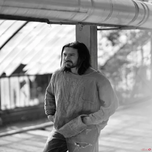 دانلود آهنگ که بفهمی یکی دنیاشو برات میخواست ریمیکس امیرعباس گلاب  ترند اینستاگرام دانلود آهنگ که بفهمی یکی دنیاشو برات میخواست ریمیکس امیرعباس گلاب  ترند اینستاگرام