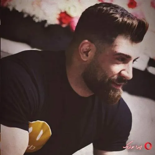 بخون غزل خداحافظیو ریمیکس رپ ترکیبی محمد محرمی  ترند شده اینستا 320