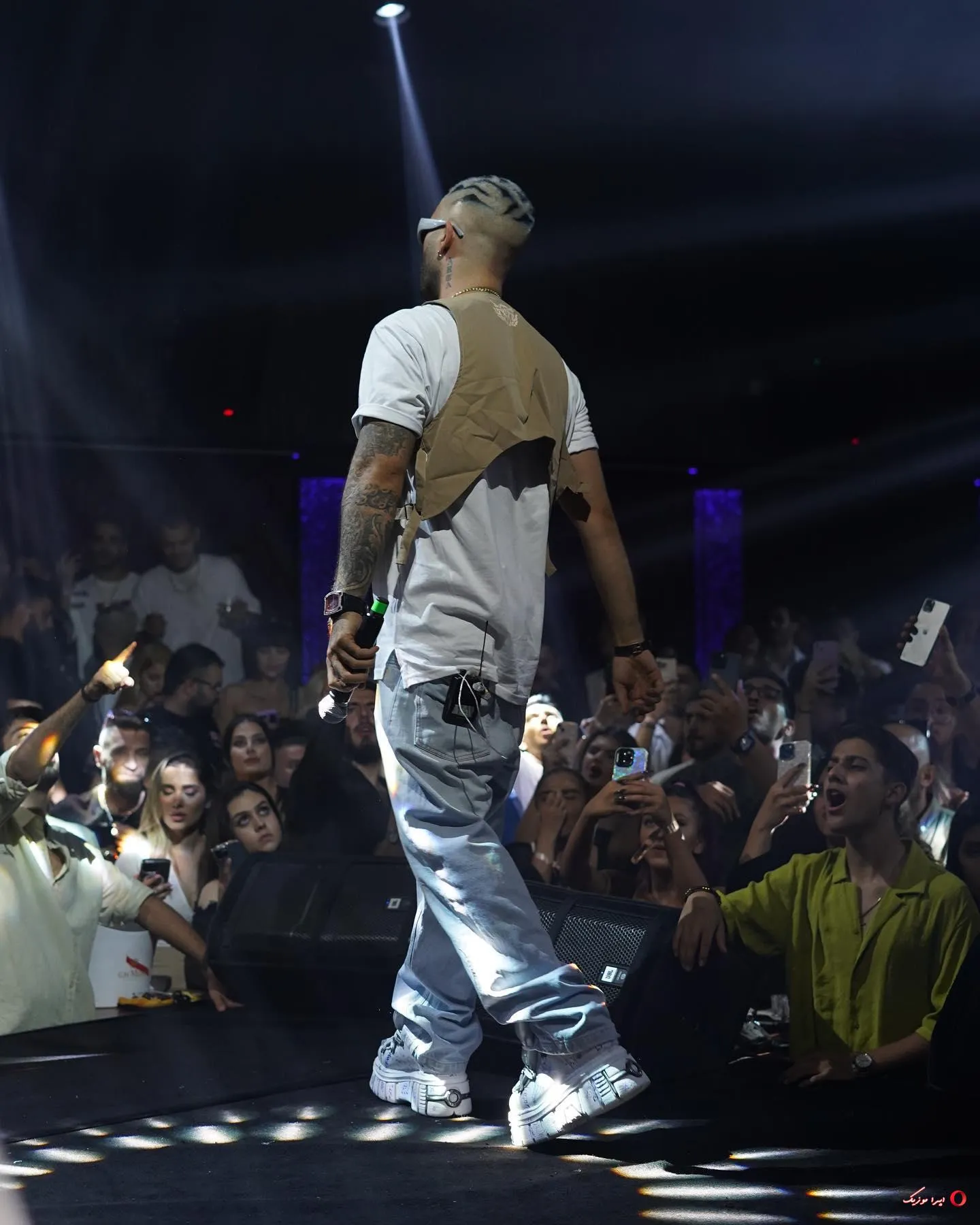 دانلود آهنگ خواستم بزنم بگامش ولی فهمیدم با اینکار بیشتر میشی عاشقش پارسا و آرتا