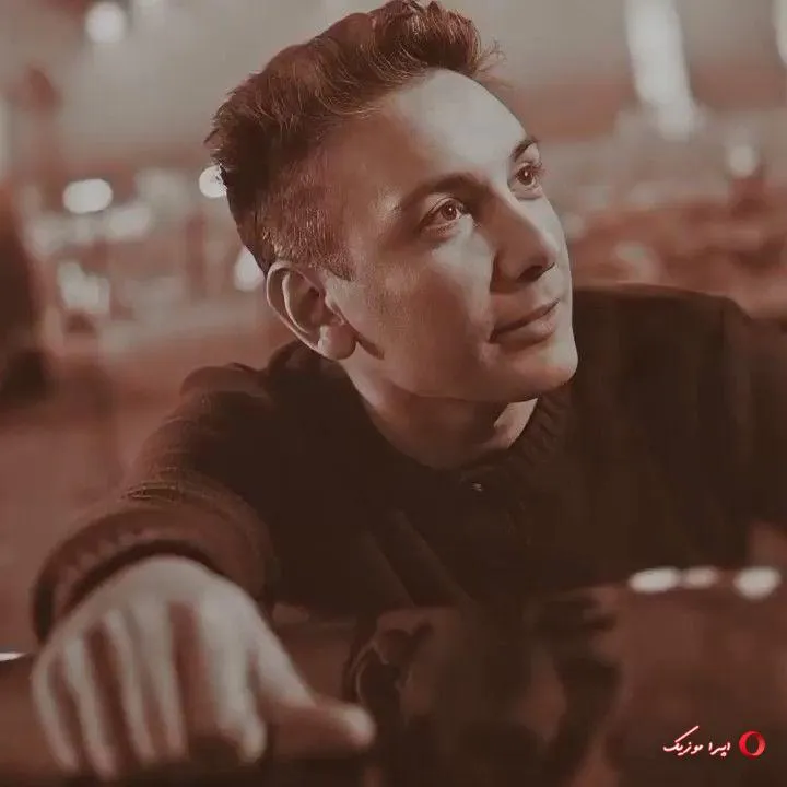 دانلود آهنگ همین که تو مسیر من یه گلفروشی پیدا شه شادمهر عقیلی