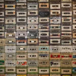 دانلود آهنگ دنیا کاش یکی صداش کنه بفهمم اسمش چیه دانلود آهنگ دنیا کاش یکی صداش کنه بفهمم اسمش چیه