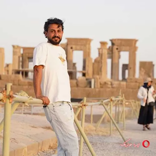 دانلود آهنگ حسین فرصت بی رحم